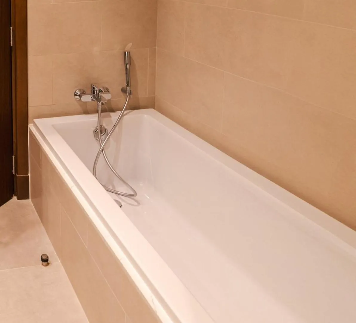 Luxury Jumeirah Canal Front Designer Stay Sleeps4 Dubaï Appartement